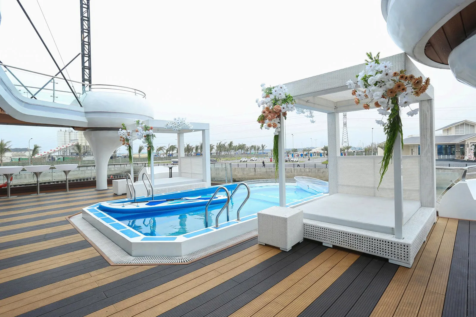 Luna Halong Cruise · 5