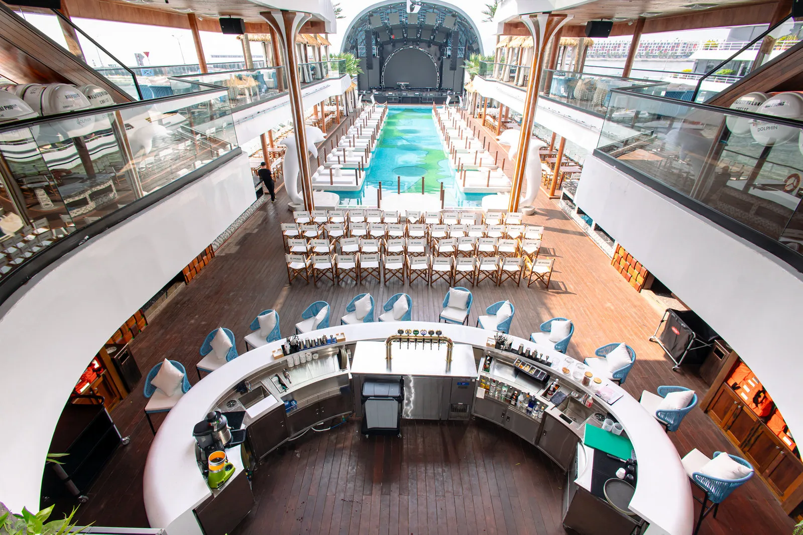 Dolphin Halong Cruise · 6