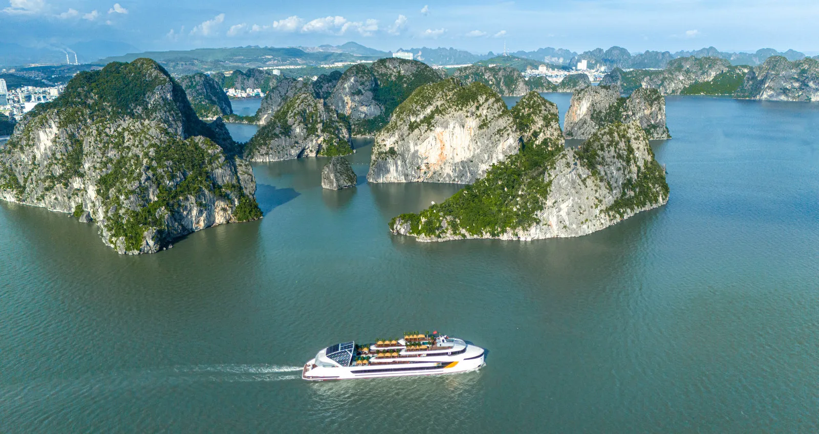 Dolphin Halong Cruise · 3