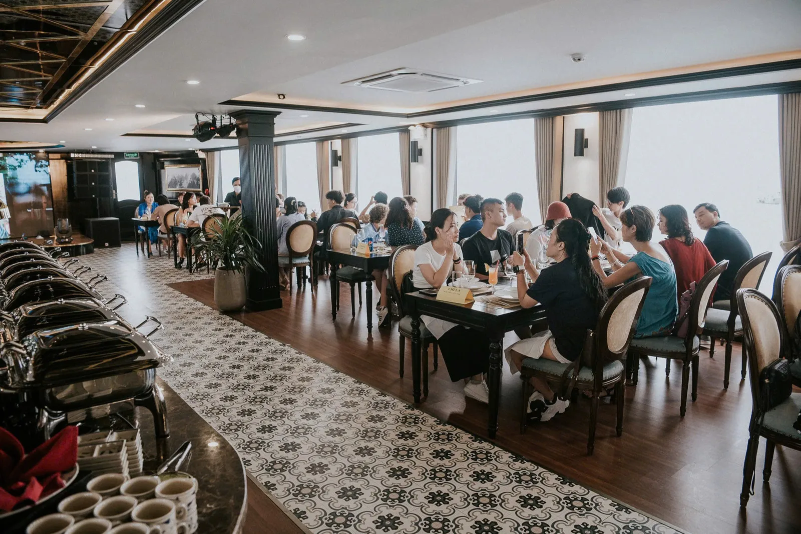 Sea Octopus Halong Cruise · 6